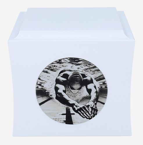 Urna tematyczna dla pływaka Biały / Design1 na Arena.pl