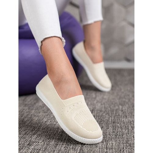 Beżowe Slipony r.39 na Arena.pl