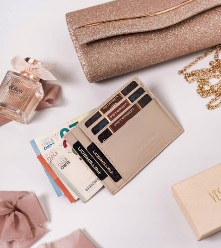 Skórzane etui na dokumenty i banknoty na Arena.pl