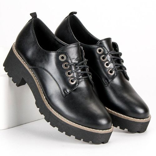 Modne wiązane półbuty r.41 na Arena.pl