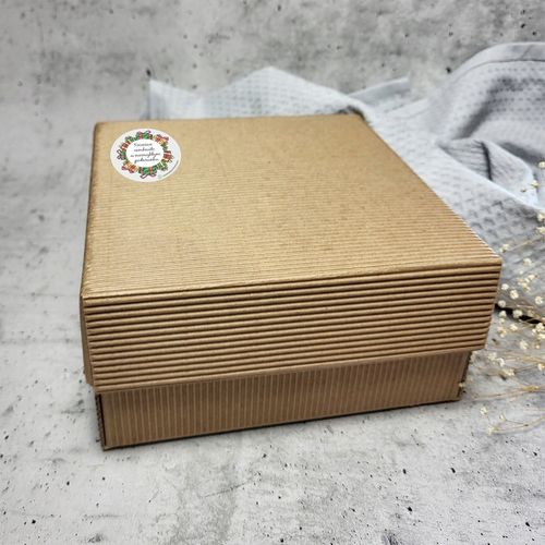 ZESTAW DLA BABCI I DZIADKA HERBAT SYROP KONFITURA MIÓD PUDEŁKO UPOMINEK BOX na Arena.pl