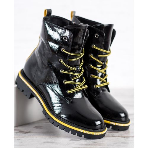 Lakierowane Trapery r.37 na Arena.pl