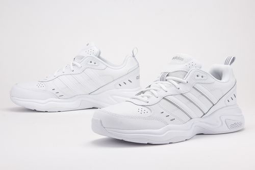ADIDAS STRUTTER > EG6214 - R. 46 2/3 na Arena.pl