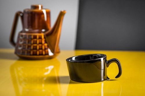 Tonący Kubek Czarny na Arena.pl