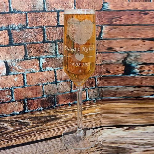 2x KIELISZKI DO SZAMPANA Z GRAWEREM PREZENT ŚLUB Personalizacja na Arena.pl