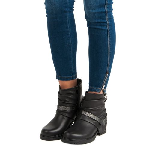 Czarne workery r.41 na Arena.pl