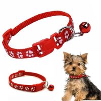 Regulowana obroża czerwona komfortowa dla psa kota z dzwoneczkiem wygodna