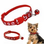 Regulowana obroża czerwona komfortowa dla psa kota z dzwoneczkiem wygodna