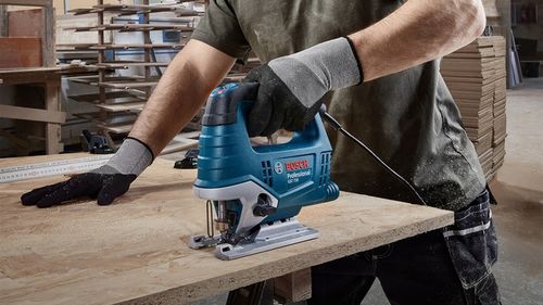 WYRZYNARKA 520W GST 750 BOSCH + WALIZKA na Arena.pl