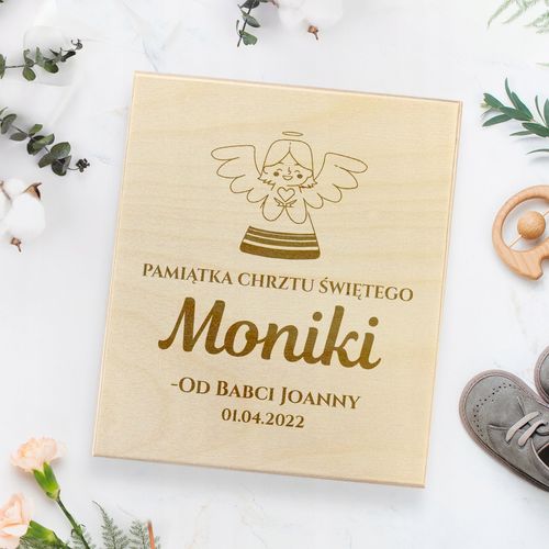 SZATKA DO CHRZTU Z HAFTEM IMIĘ DATA i PUDEŁKO na Arena.pl