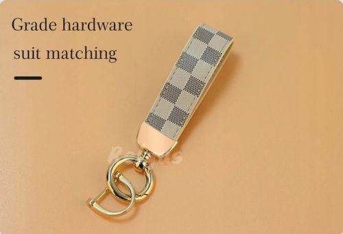 AUDI ETUI na kluczyk BRELOK do pilota + OZDOBA A3 A4 A5 A6 A7 A8 A4L A6L S8 na Arena.pl