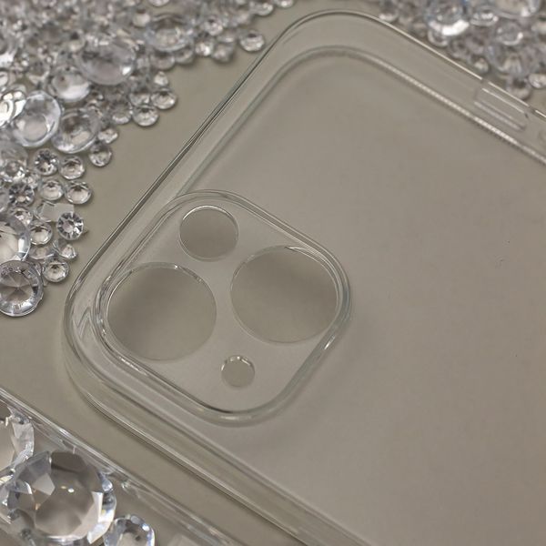 Nakładka Slim 2 mm do iPhone 16 Pro 6,3" transparentna zdjęcie 5