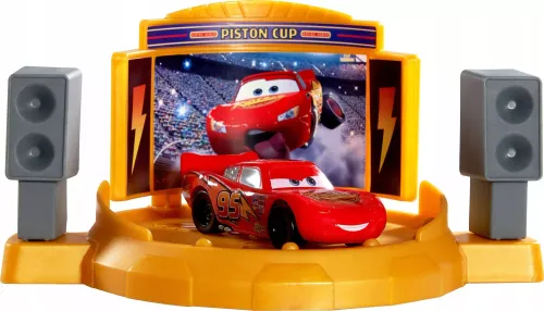 Auta Cars Tor Cars Skok po Złoty Tłok Zestaw dla dzieci na Arena.pl