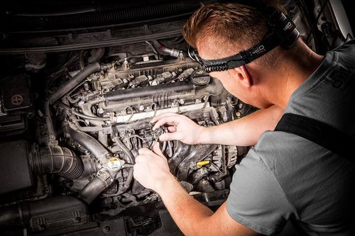 latarka czołowa 400 lum zoom cree r5 3xaaa - t n99-200 na Arena.pl