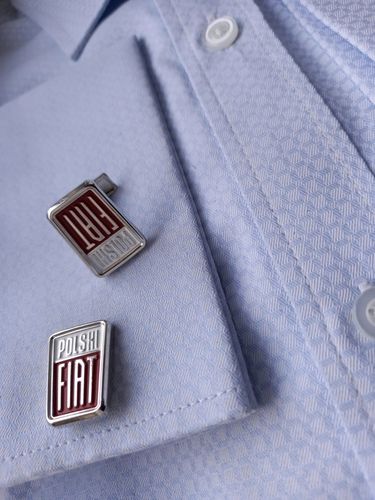 Exciting spinki do mankietów koszuli Audi na Arena.pl