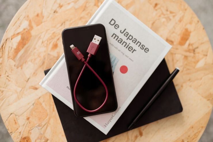Kabel USB Lightning 0,2m Ruby Red FRESH'N'REBEL zdjęcie 3