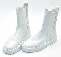 Botki Kennel + Schmenger R43