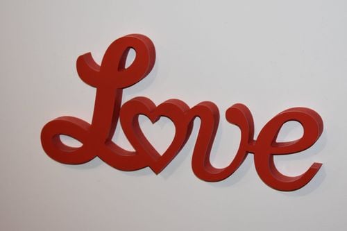 Napis 3D Love na Arena.pl