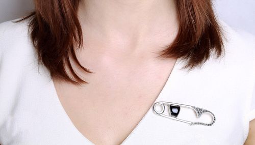 Srebrna broszka Staviori na Arena.pl