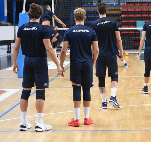 Nakolanniki siatkarskie ACERBIS na Arena.pl