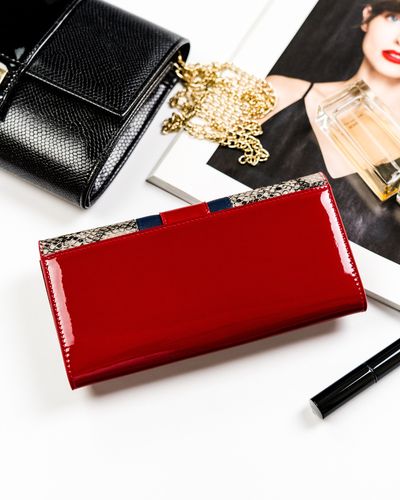 elegancki portfel damski z wężowym wzorem - peterson na Arena.pl