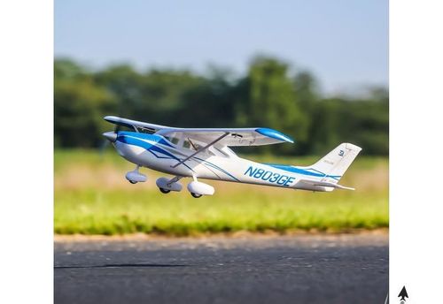 UMX Cessna 182 BNF Basic na Arena.pl