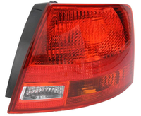 Audi A4 B7 Lampa tylna prawa Kombi