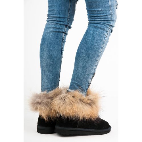 Skórzane mukluki r.36 na Arena.pl