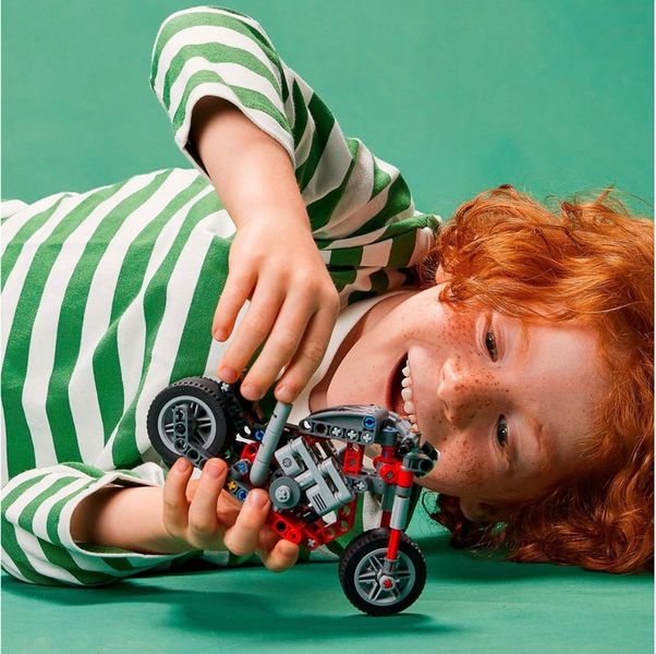 LEGO 42132 Technic Motocykl Motor Chopper 2w1 zdjęcie 6