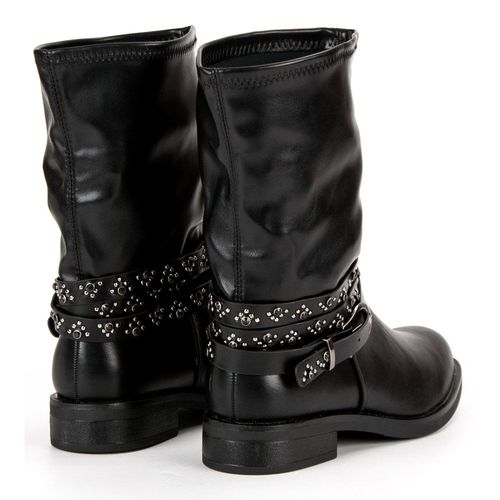 Czarne Workery r.39 na Arena.pl