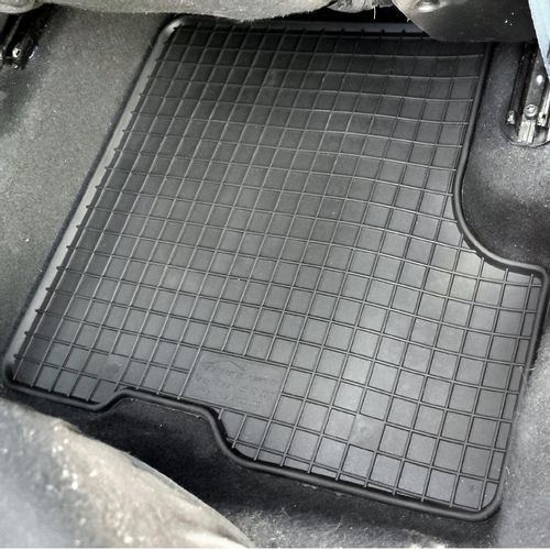 Dywaniki dedykowane do Volkswagen Jetta V TUNEL na Arena.pl