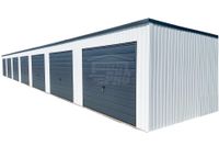 Rząd garaży 28x5,5m 7x bramy uchylne - biały  dach spad w tył  GP489