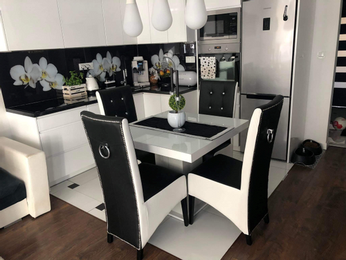 Krzesła tapicerowane , do salonu , jadalni na Arena.pl