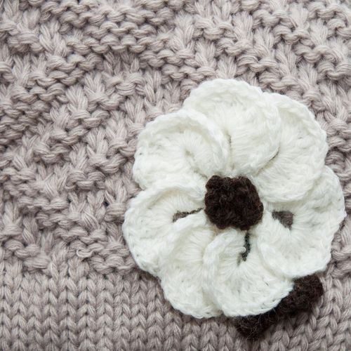 Polska czapka Flower Power na Arena.pl