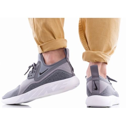 Nike Lunarcharge Essential (923619-002)45 na Arena.pl