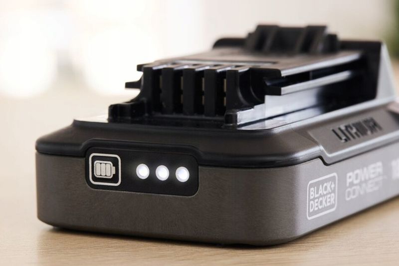BLACK+DECKER AKUMULATOR 18V 2,0Ah BDL2018S zdjęcie 8