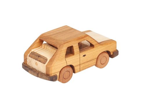 Duży model auta "Maluch" na Arena.pl