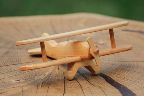 Samolot dwupłatowy "Albatros" na Arena.pl