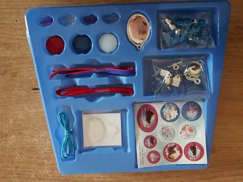 Totum Disney Frozen 2 KRAINA LODU zestaw kreatywny do robienia bransoletek na Arena.pl