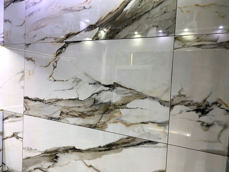 Gres polerowany marmuropodobny 120x60 POŁYSK zdjęcie 1