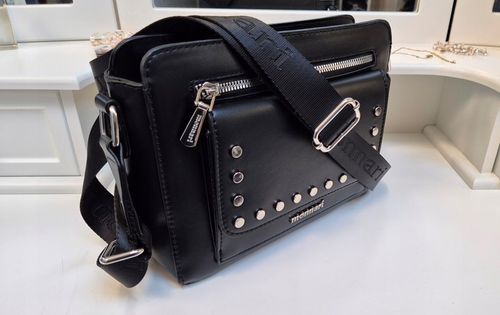 TOREBKA NA RAMIĘ LISTONOSZKA MONNARI PASEK LOGO na Arena.pl