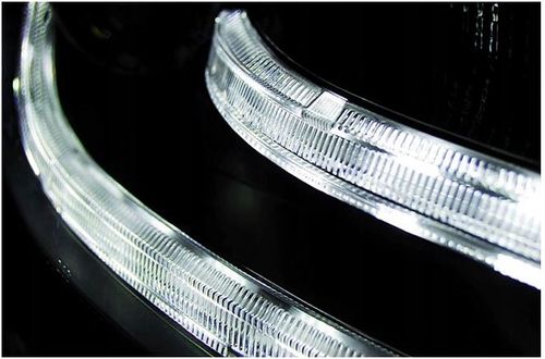 LAMPY Reflektory  AUDI A4 B8 OD 2008 DO 2011 XENONDO DO JAZDY DZIENNEJ DRL na Arena.pl
