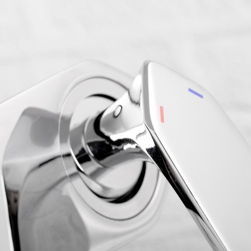 Bateria natryskowa ścienna na Arena.pl