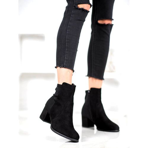 Czarne Botki r.37 na Arena.pl