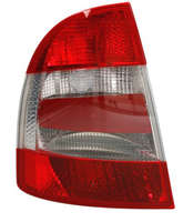 Skoda Superb 02-06 lampa tylna LEWA