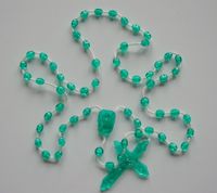Różaniec na sznurku plastik zielony