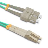 Qoltec Patchcord światłowodowy LC/UPC - SC/UPC | Multimode | 50/125 | OM4 | Duplex | 3m