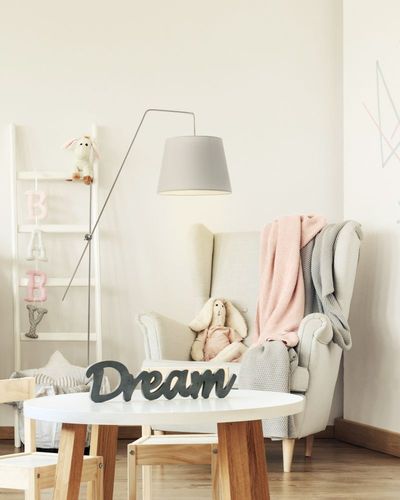 Czarna lampa stojąca na wysięgniku do czytania VIGO na Arena.pl