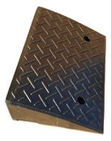 Najazd podjazd krawężnikowy gumowy 13cm PR-13