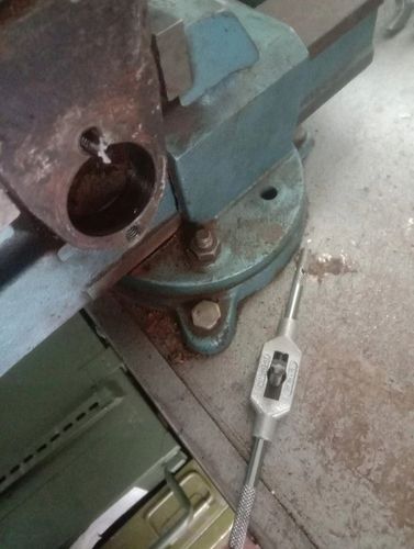 ZESTAW GWINTOWNIKÓW I NARZYNEK CALOWYCH 24EL. JBC na Arena.pl